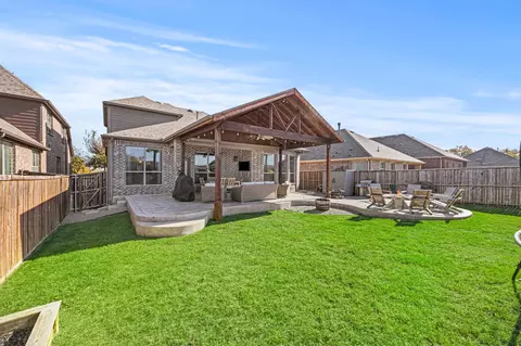 1900 Clark St, Anna, TX 75409