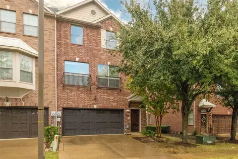 1445 Fox Run Dr, Irving, TX 75063