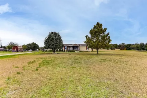 3275 Oak Grove Rd, Ennis, TX 75119