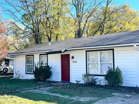 2548 Loy Lake Rd, Denison, TX 75020