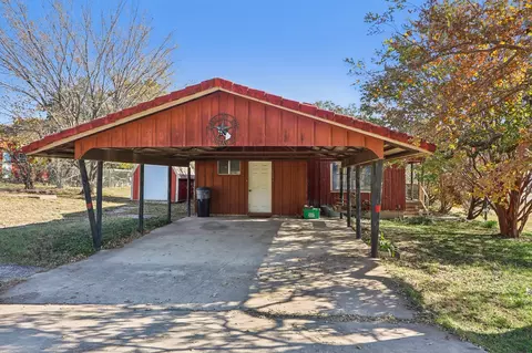 100 Westline Rd, Azle, TX 76020