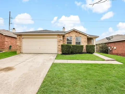 6221 Thoroughbred Trl, Denton, TX 76210