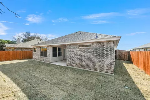 1102 Holly St, Cleburne, TX 76033 photo 26