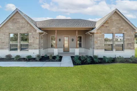 115 Creekside Dr, Glen Rose, TX 76043