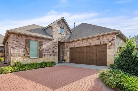 4803 Blackwood Cross Ln, Arlington, TX 76005