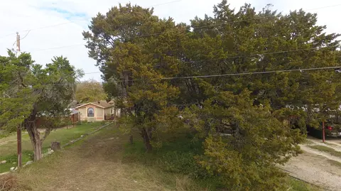 3809 Pawnee Ct, Granbury, TX 76048