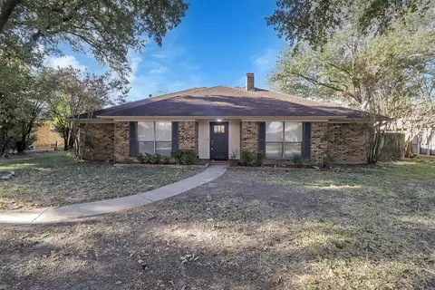 1009 Glenda St, Terrell, TX 75160