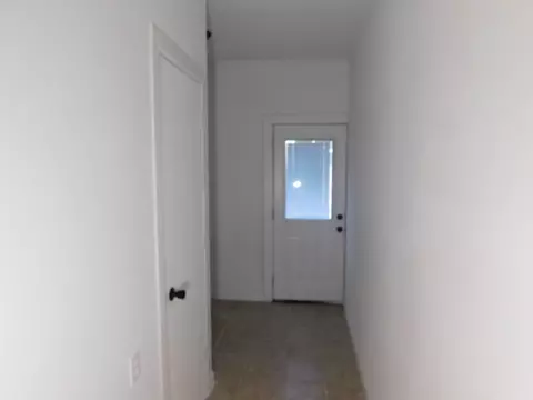 Entry Way - 1006 Janice Dr, Springhill, LA 71075 photo 3 of 3