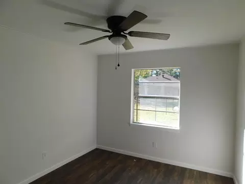Bedroom - 1006 Janice Dr, Springhill, LA 71075 photo 2 of 5
