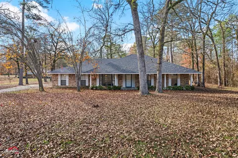 7851 Angus Dr, Shreveport, LA 71107