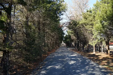 632 Saddle Tree Ln, Denison, TX 75021