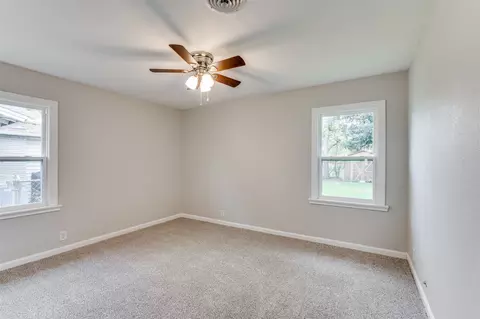 Bedroom - 809 Phillips St, Cleburne, TX 76033 photo 3 of 8