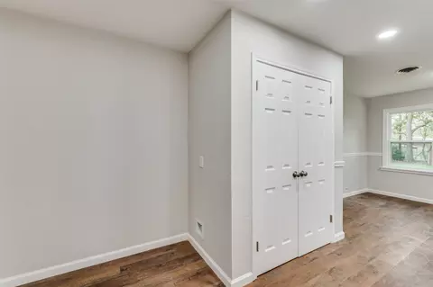 Entry Way - 809 Phillips St, Cleburne, TX 76033 photo 1 of 1
