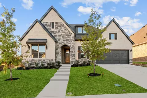 221 Vineyard Ln, Midlothian, TX 76065