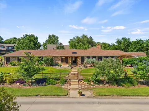 1200 Bayshore Dr, Rockwall, TX 75087