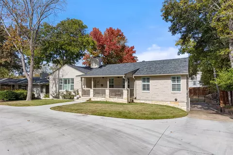3808 Westcliff Rd S, Fort Worth, TX 76109