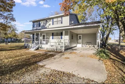 100 N Hinckley St, Blooming Grove, TX 76626