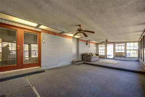 Other - 401 Mccormick Ct, Euless, TX 76040 photo 2 of 5