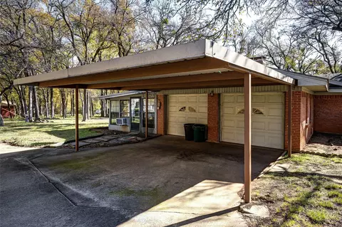 Other - 401 Mccormick Ct, Euless, TX 76040 photo 4 of 5