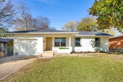 1809 W College St, Sherman, TX 75092