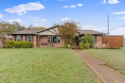 2131 Poppy Ln, Richardson, TX 75081