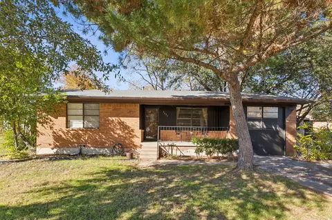 2003 Boyd St, Denton, TX 76209