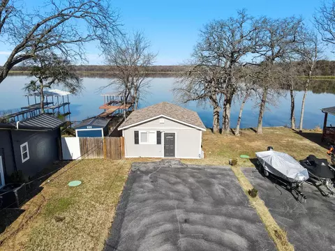 7416 Love Cir, Fort Worth, TX 76135