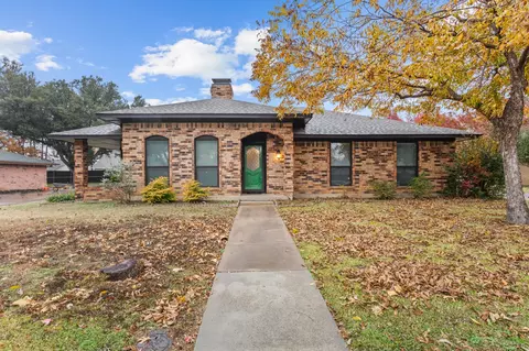 2309 E Windsor Dr, Denton, TX 76209