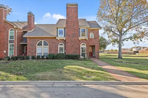 3349 Ashcroft Ln, Denton, TX 76207