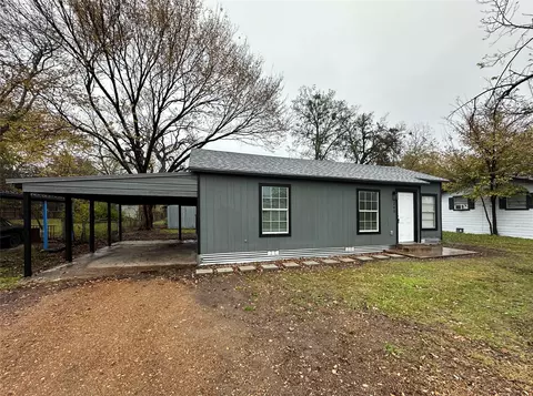 205 S Epperson St, Quinlan, TX 75474