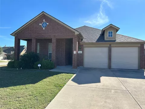 948 Mazatlan Dr, Arlington, TX 76002