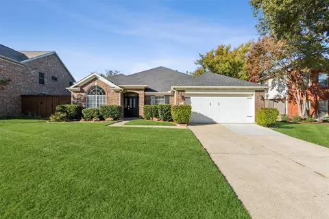 2725 Ponderosa Pine Dr, Flower Mound, TX 75028