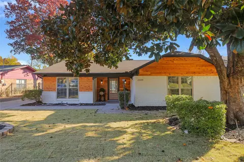 2604 Quail Rdg, Irving, TX 75060