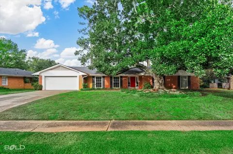 220 Dogwood Rd, Shreveport, LA 71105