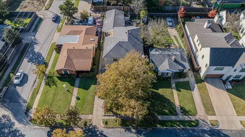 7707 Robin Rd, Dallas, TX 75209