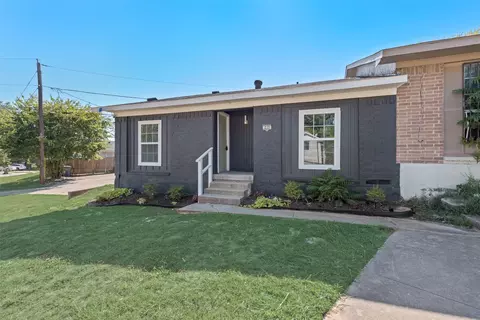 215 Creek Cove Dr, Dallas, TX 75217