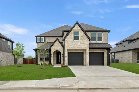 3734 Ironwood St, Midlothian, TX 76065