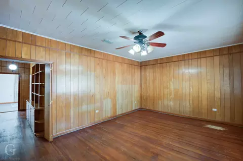 Living - 114 Goode Ave, Minden, LA 71055 photo 1 of 2