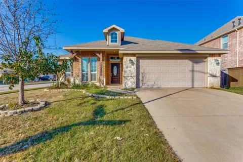 11216 Beechgrove Ct, Fort Worth, TX 76140