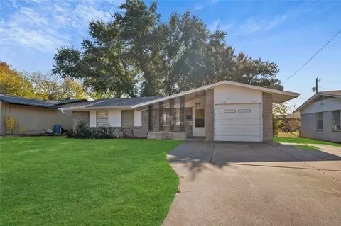 3930 Rainier St, Irving, TX 75062