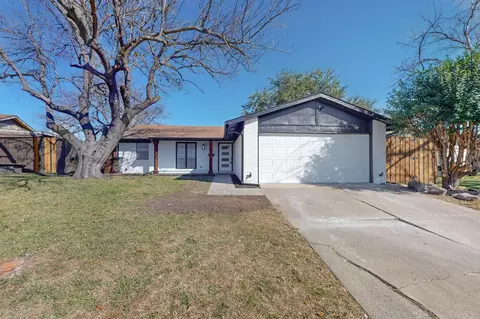 713 Trend Dr, Garland, TX 75043