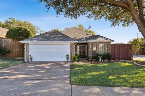 2530 Millcroft Ln, Carrollton, TX 75006