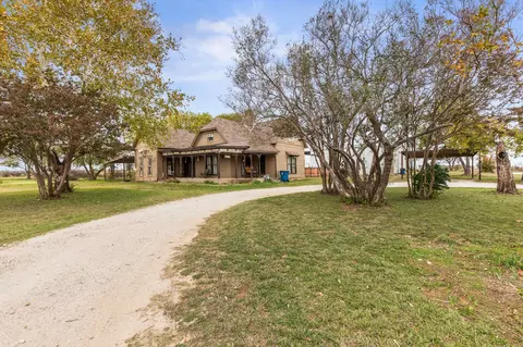 800 W Roosevelt Ave, Whitney, TX 76692