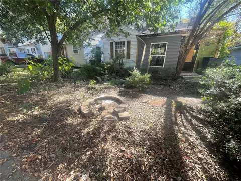 733 Dalzell St, Shreveport, LA 71104