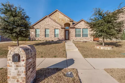 3017 Burgundy Ln, Midlothian, TX 76065