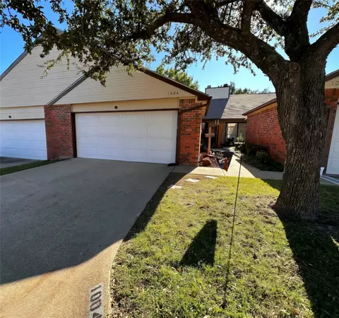 1004 Woburn Dr, Garland, TX 75043