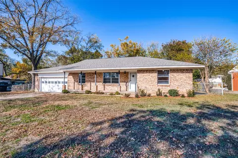 617 Ranier Cir, Garland, TX 75041