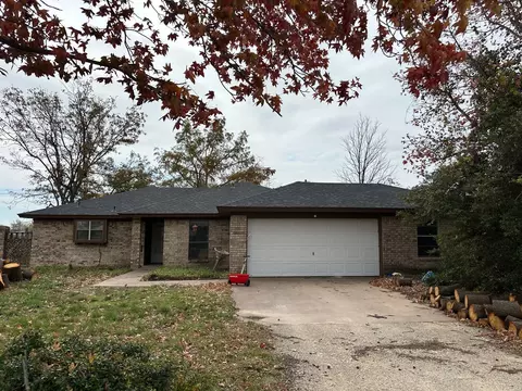 101 Yucca Dr, Clyde, TX 79510