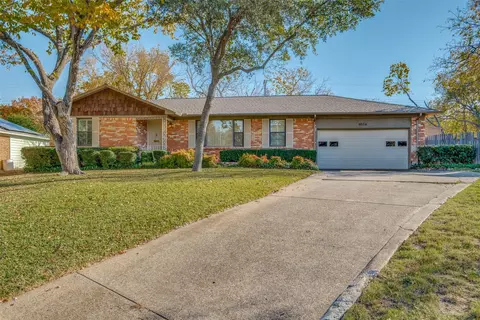 8554 Bretshire Dr, Dallas, TX 75228