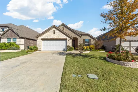 1560 Kessler Dr, Forney, TX 75126